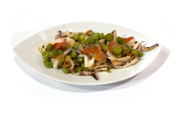 Squid, peas and sautéed spicy cherry tomatoes 1